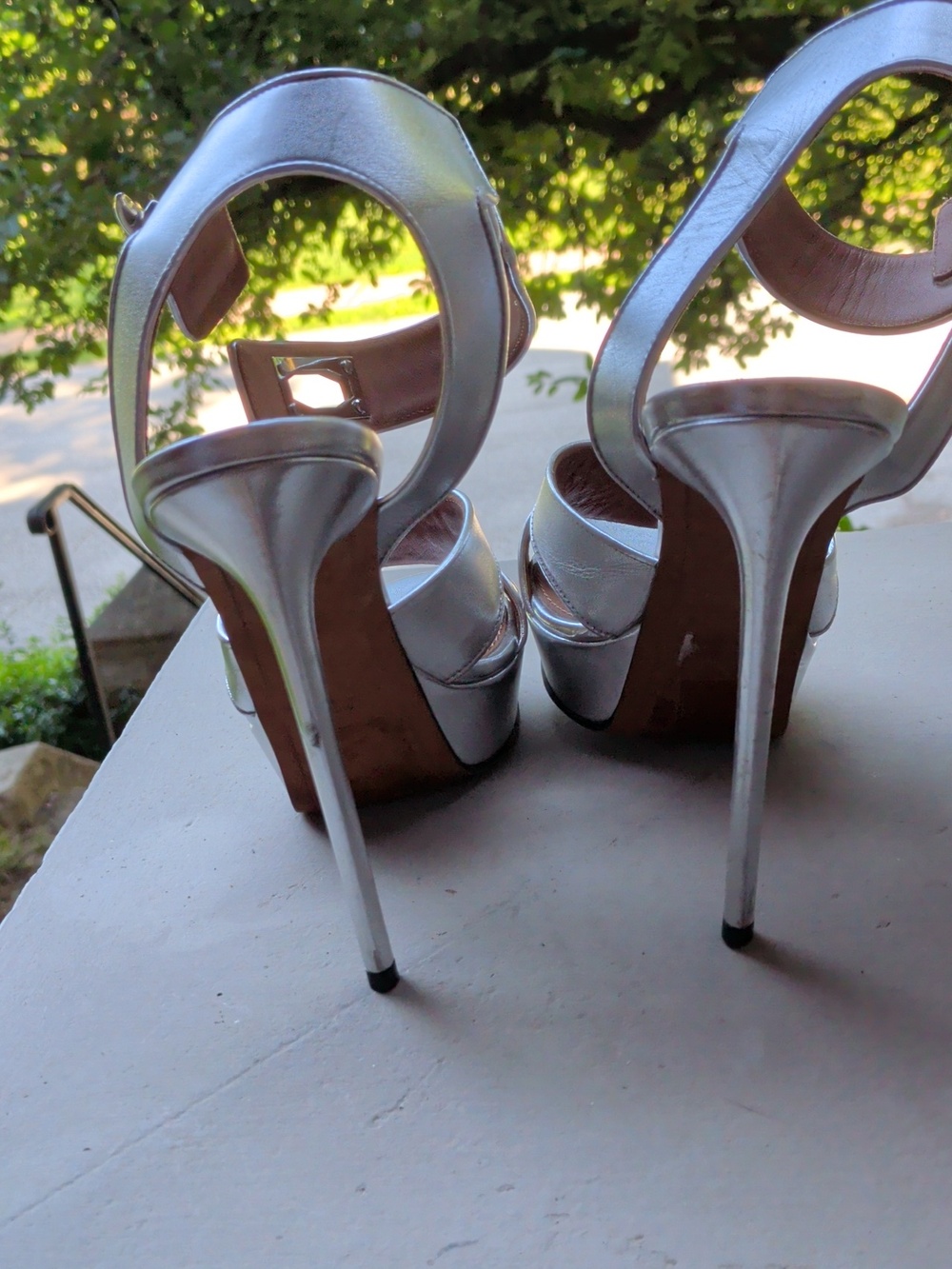 New Silver High Heel Platform Sandals - Givenchy Sharklock - Picture 10 of 13
